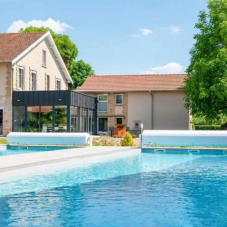 度假居 L'artbanne - Le Domaine *