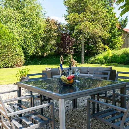 L'artbanne - Le Domaine 度假居