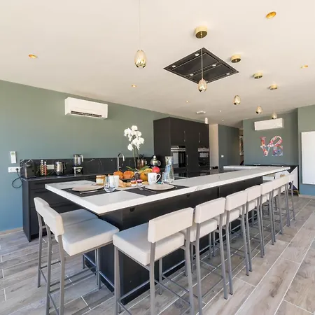 度假居 L'artbanne - Le Domaine *