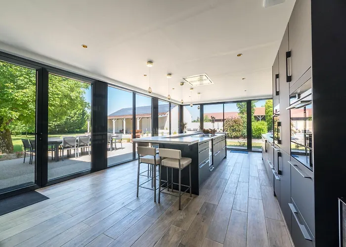 L'artbanne - Le Domaine Vakantiehuis Saint-Hilaire-le-Petit