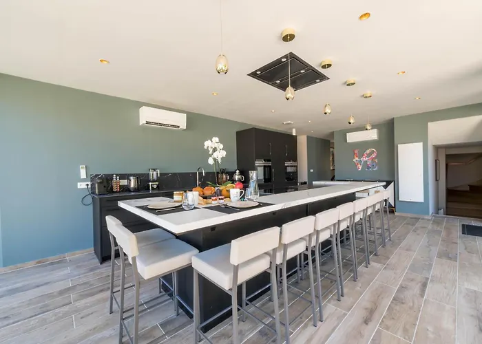 Vakantiehuis L'artbanne - Le Domaine *